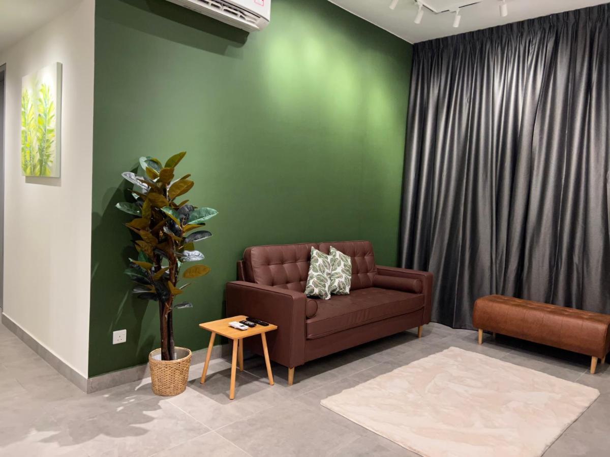 Apartment Millerz Square 3 Bedroom Near Old Klang Road Mid Valley Beautiful Night View