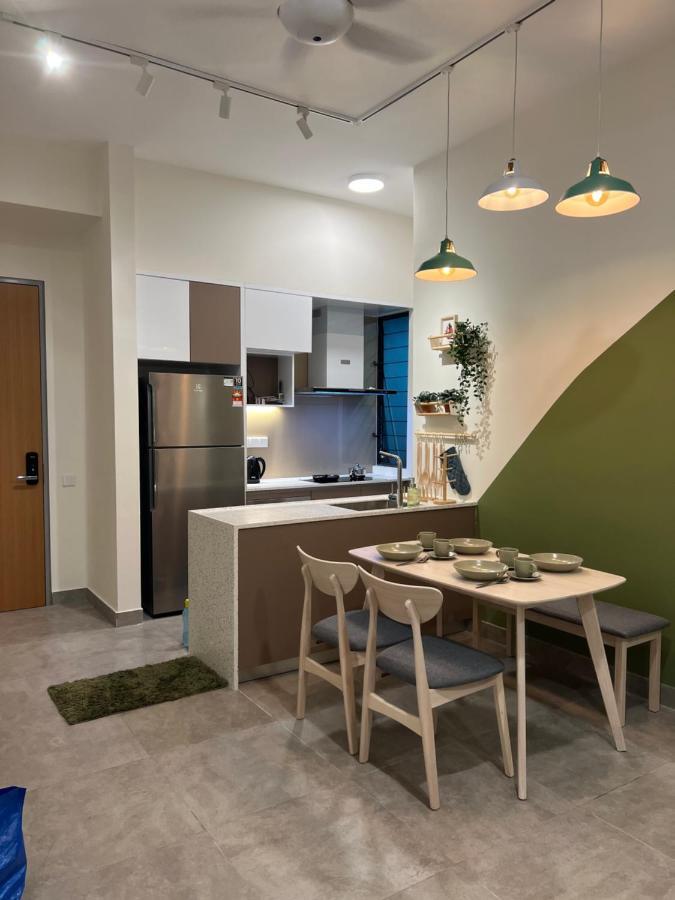 Millerz Square 3 Bedroom Near Old Klang Road Mid Valley Beautiful Night View Apartment