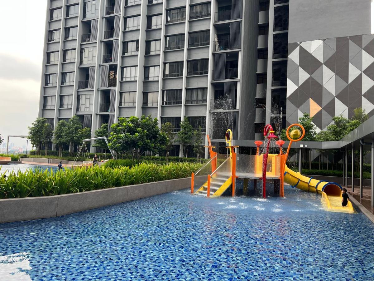 Millerz Square 3 Bedroom Near Old Klang Road Mid Valley Beautiful Night View Apartment *