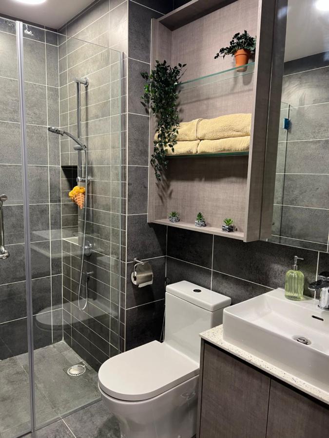 Millerz Square 3 Bedroom Near Old Klang Road Mid Valley Beautiful Night View Apartment
